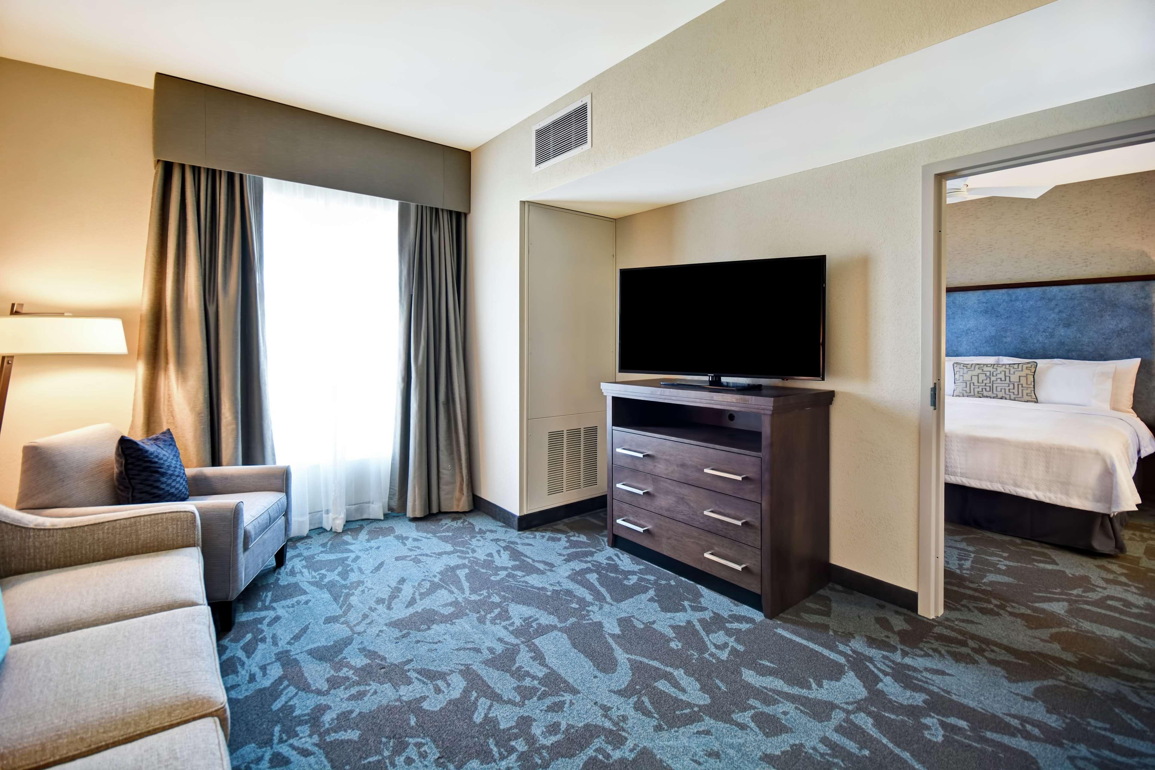 โฮมวูด สวีท บาย ฮิลตัน ซอลต์เลคซิตี้/แอร์พอร์ต ยูทาห์ Hotel ภายนอก รูปภาพ