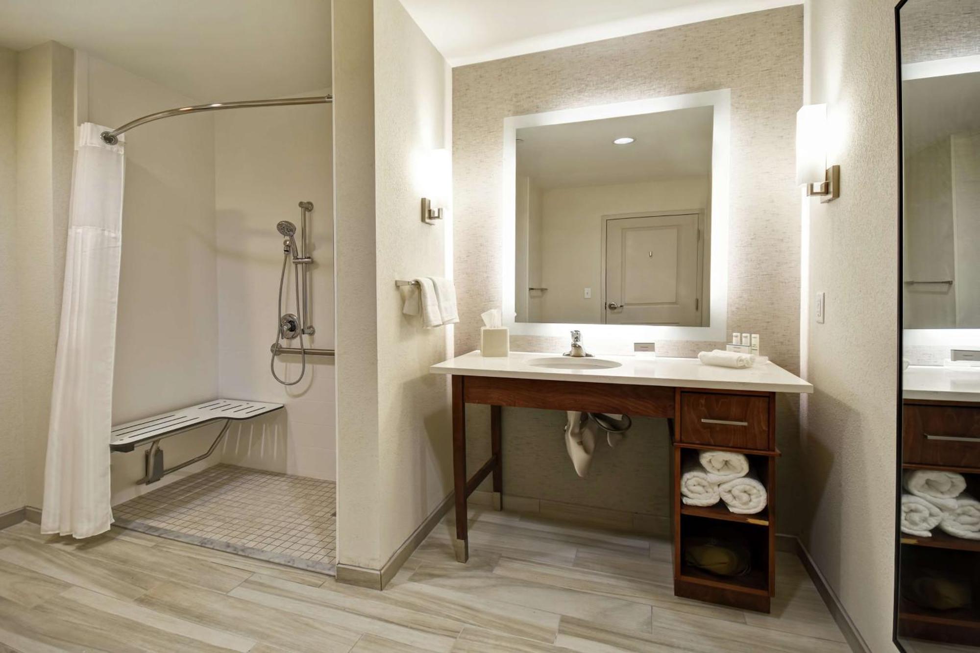 โฮมวูด สวีท บาย ฮิลตัน ซอลต์เลคซิตี้/แอร์พอร์ต ยูทาห์ Hotel ภายนอก รูปภาพ