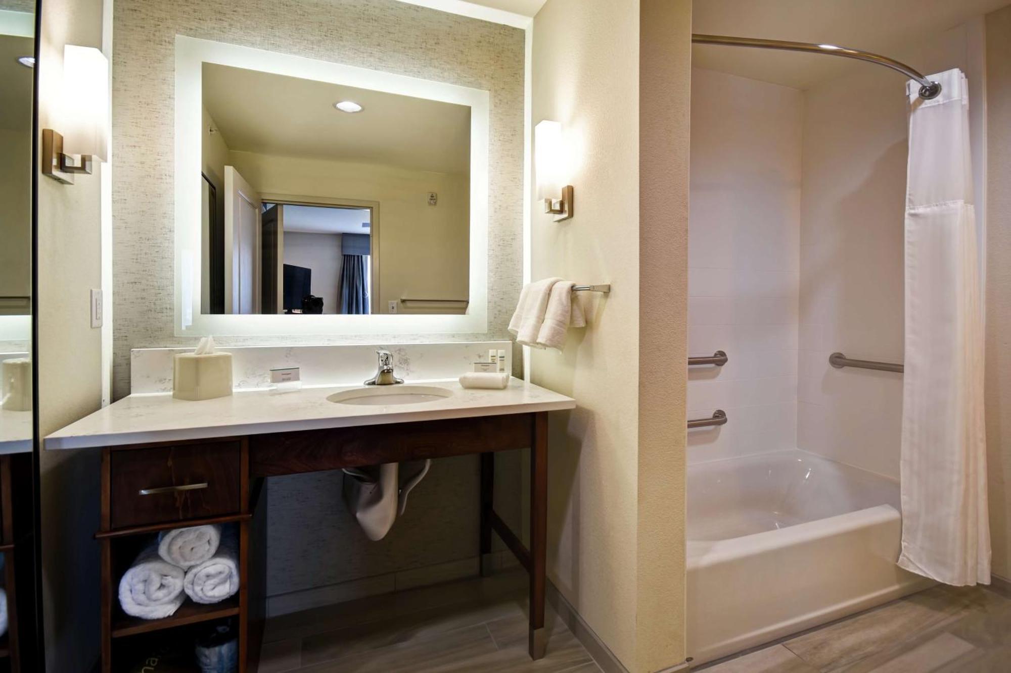 โฮมวูด สวีท บาย ฮิลตัน ซอลต์เลคซิตี้/แอร์พอร์ต ยูทาห์ Hotel ภายนอก รูปภาพ