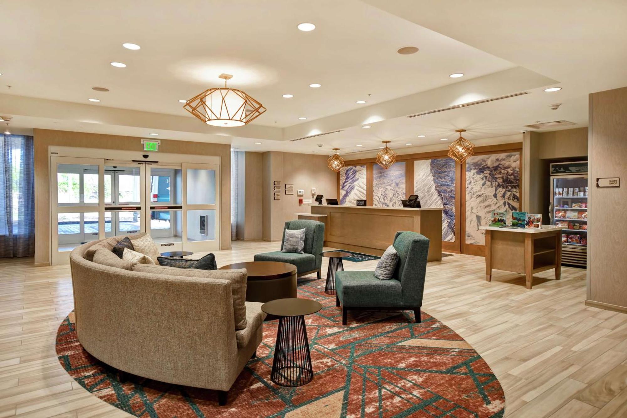 โฮมวูด สวีท บาย ฮิลตัน ซอลต์เลคซิตี้/แอร์พอร์ต ยูทาห์ Hotel ภายนอก รูปภาพ